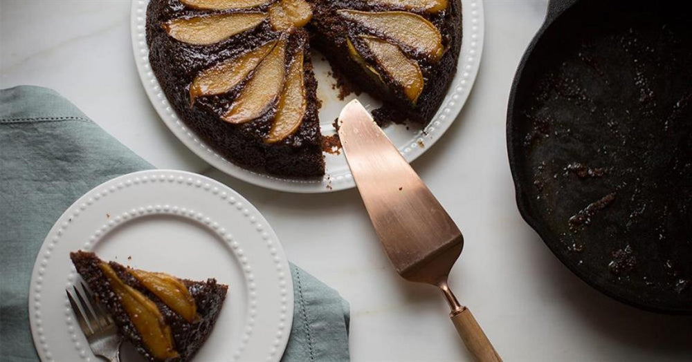 Gingerbread Pear Upside-down Skillet Cake