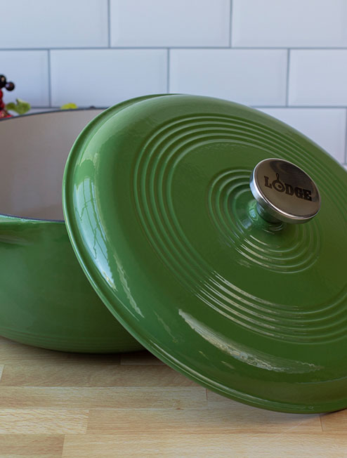 2_2020-Holdiay-Enamel_Holly-Green_Selling-Point-Images_WEB_d3b4b616-b29e-4768-9350-30a7e9f24a6a