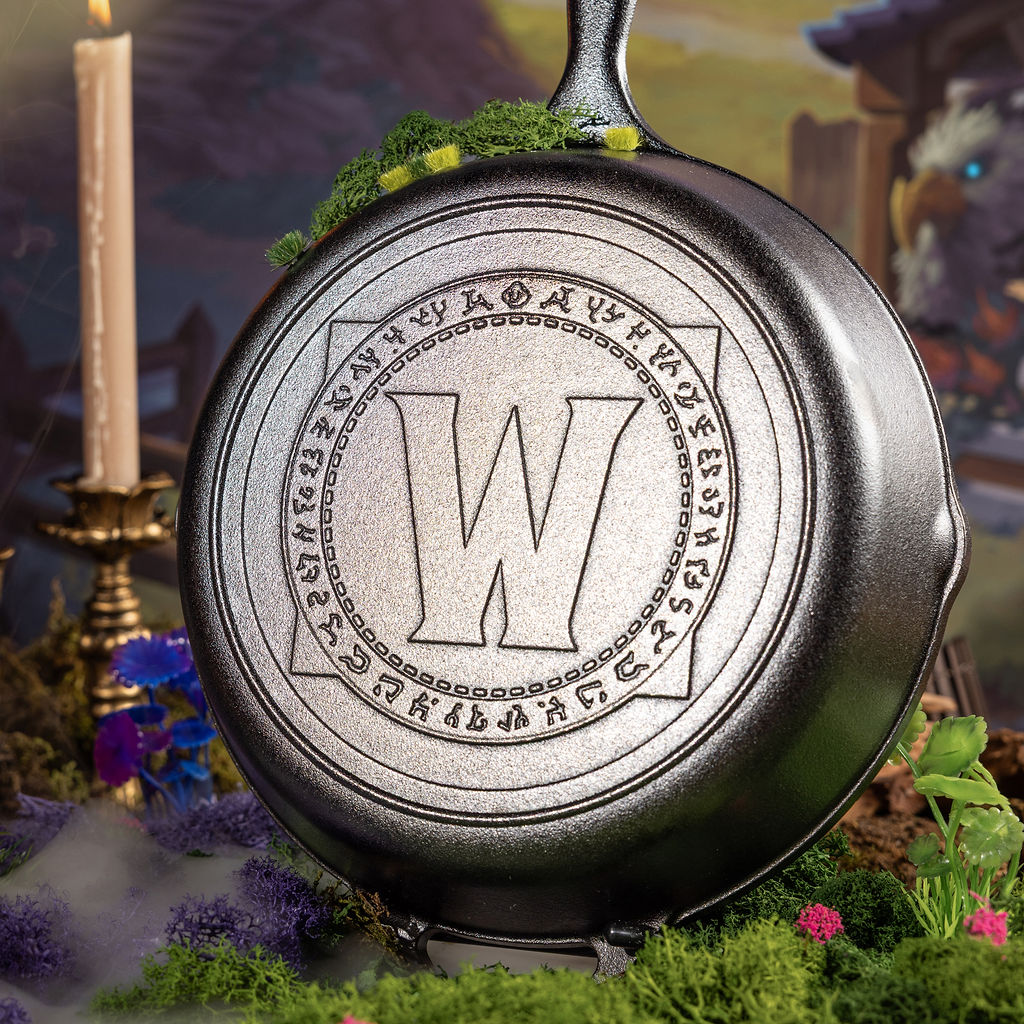 10.25 Inch Seasoned Cast Iron World of Warcraft Skillet