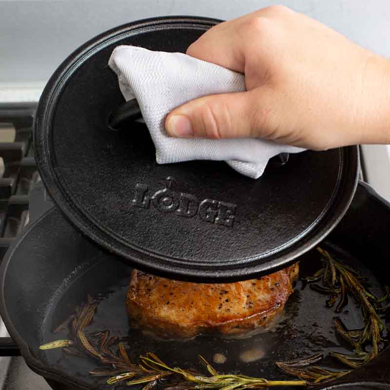 Yellowstone™ 8 Inch Round Seasoned Cast Iron “Power Y” Grill Press