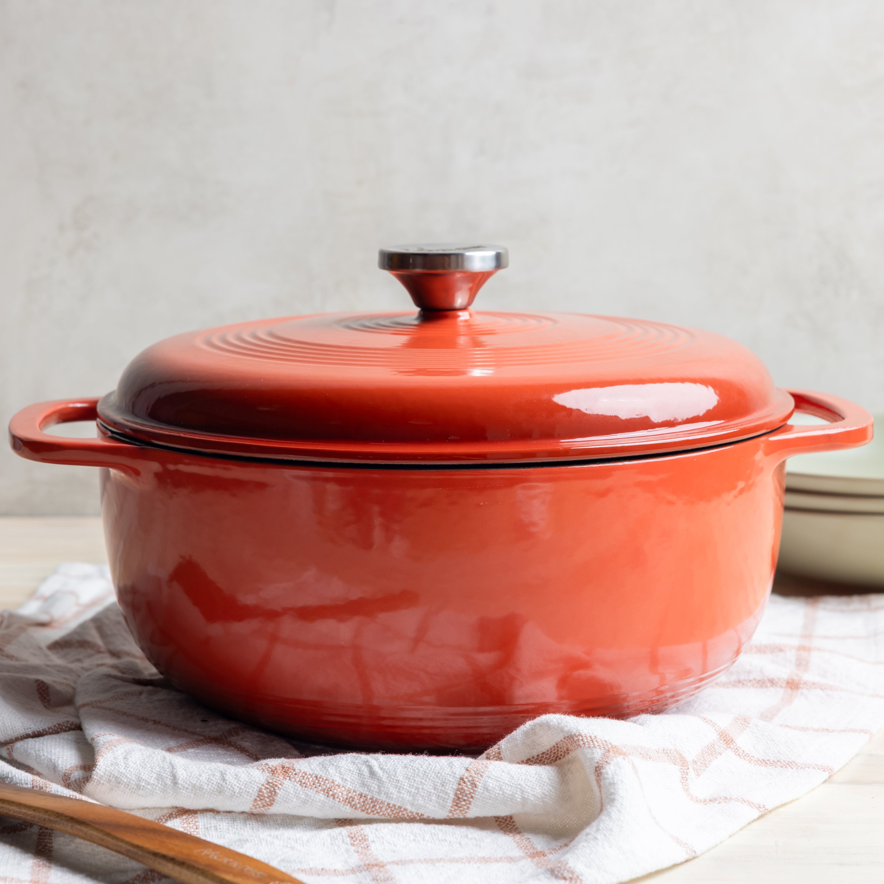 Essential Enamel Dutch Oven