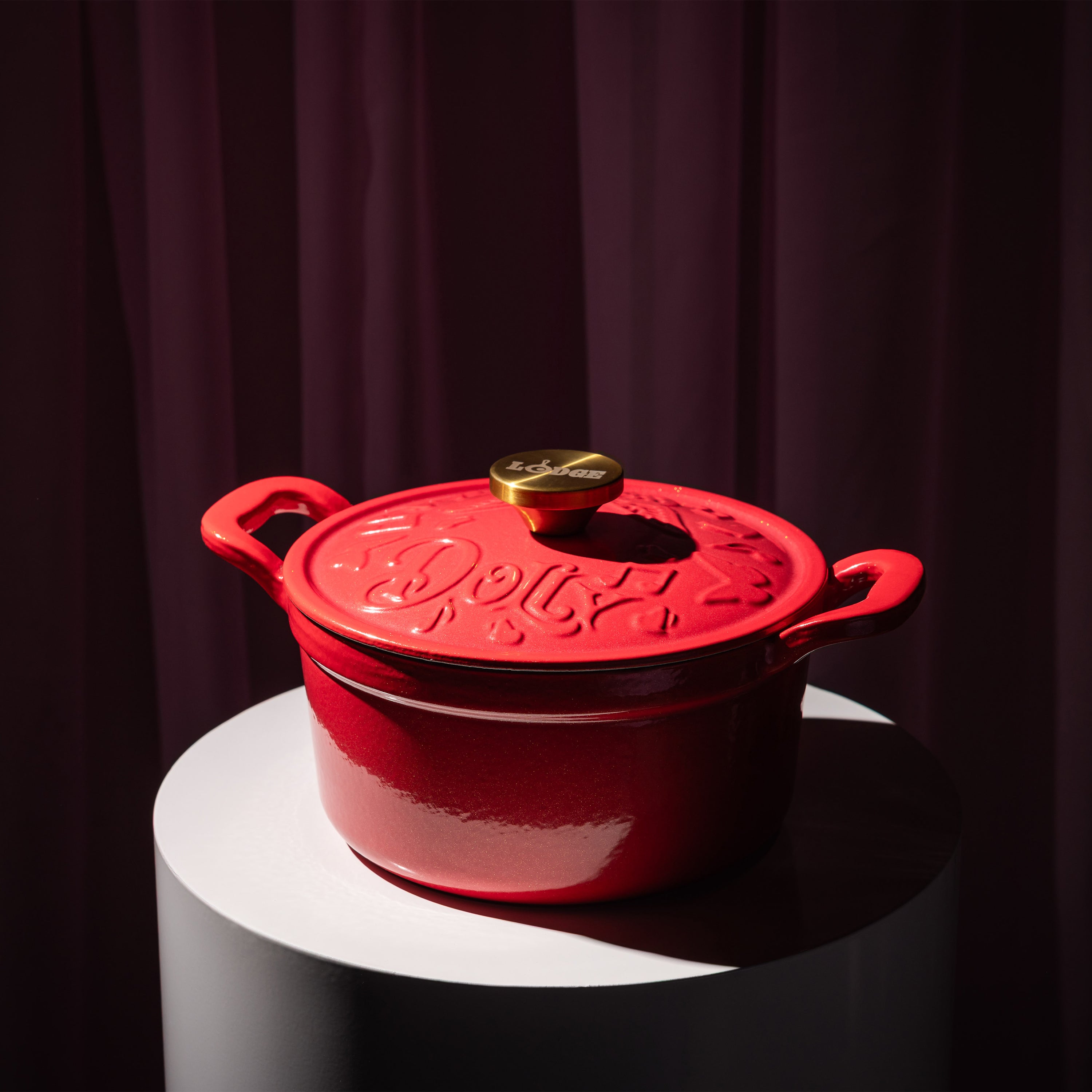 Enameled Cast Iron Dolly Parton Dutch Oven