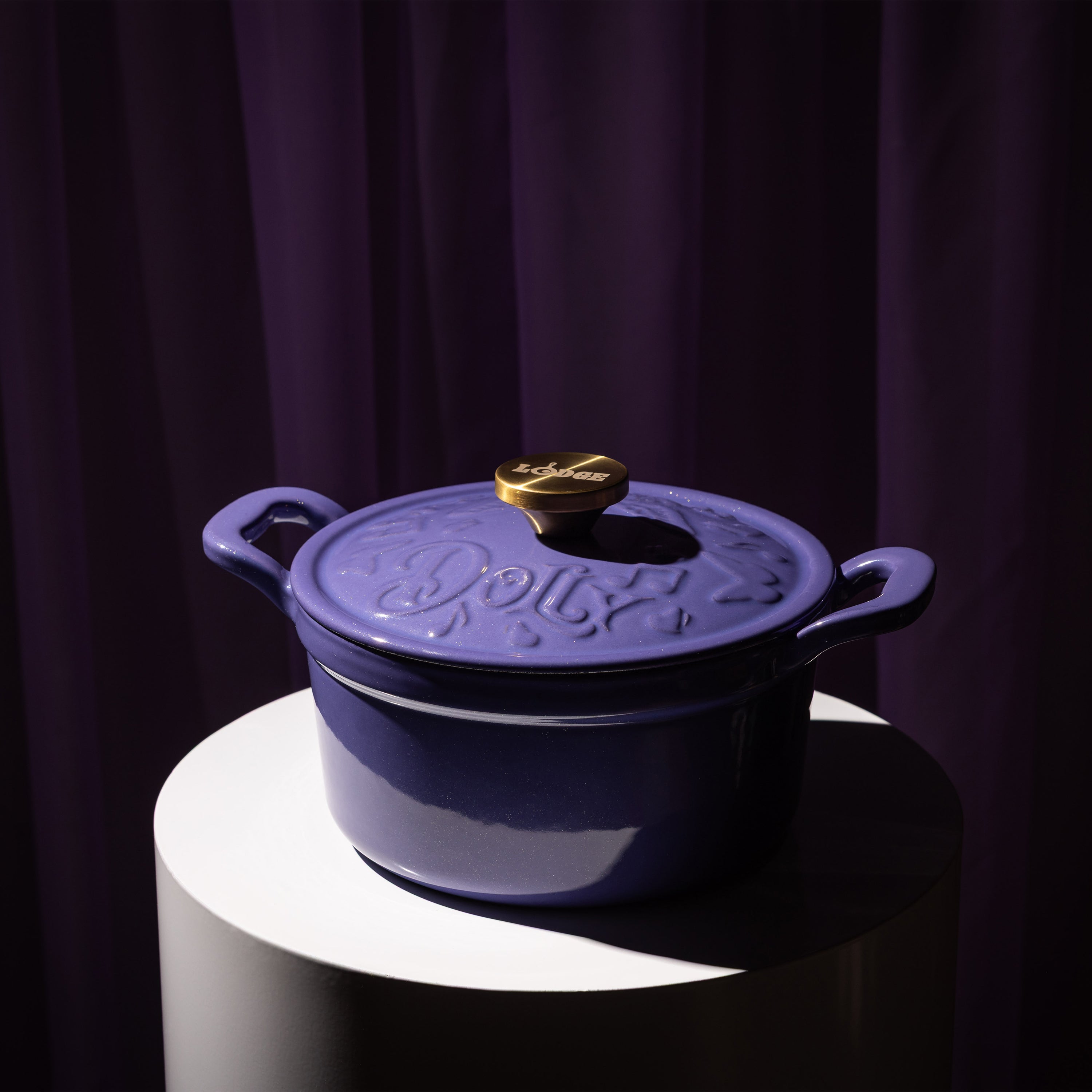 Enameled Cast Iron Dolly Parton Dutch Oven