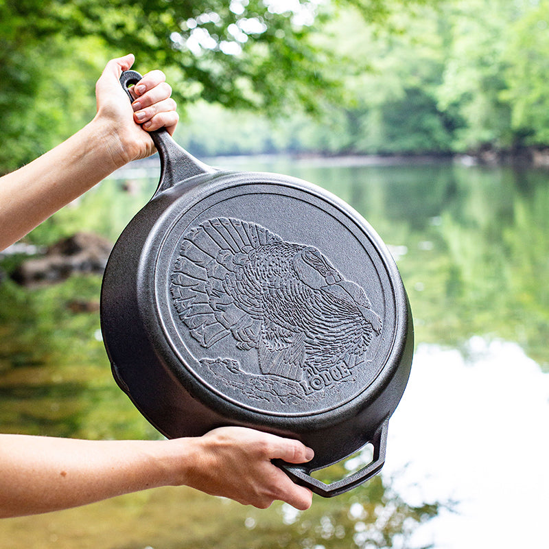 Cast Lodge Enamel Frying Pan Wildlife Series™ Inch Cast Iron