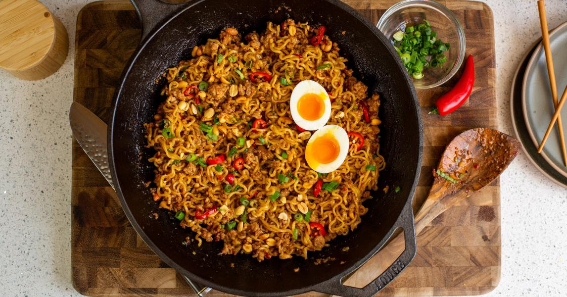 Stir-Fried Pork with Peanut Ramen Noodles