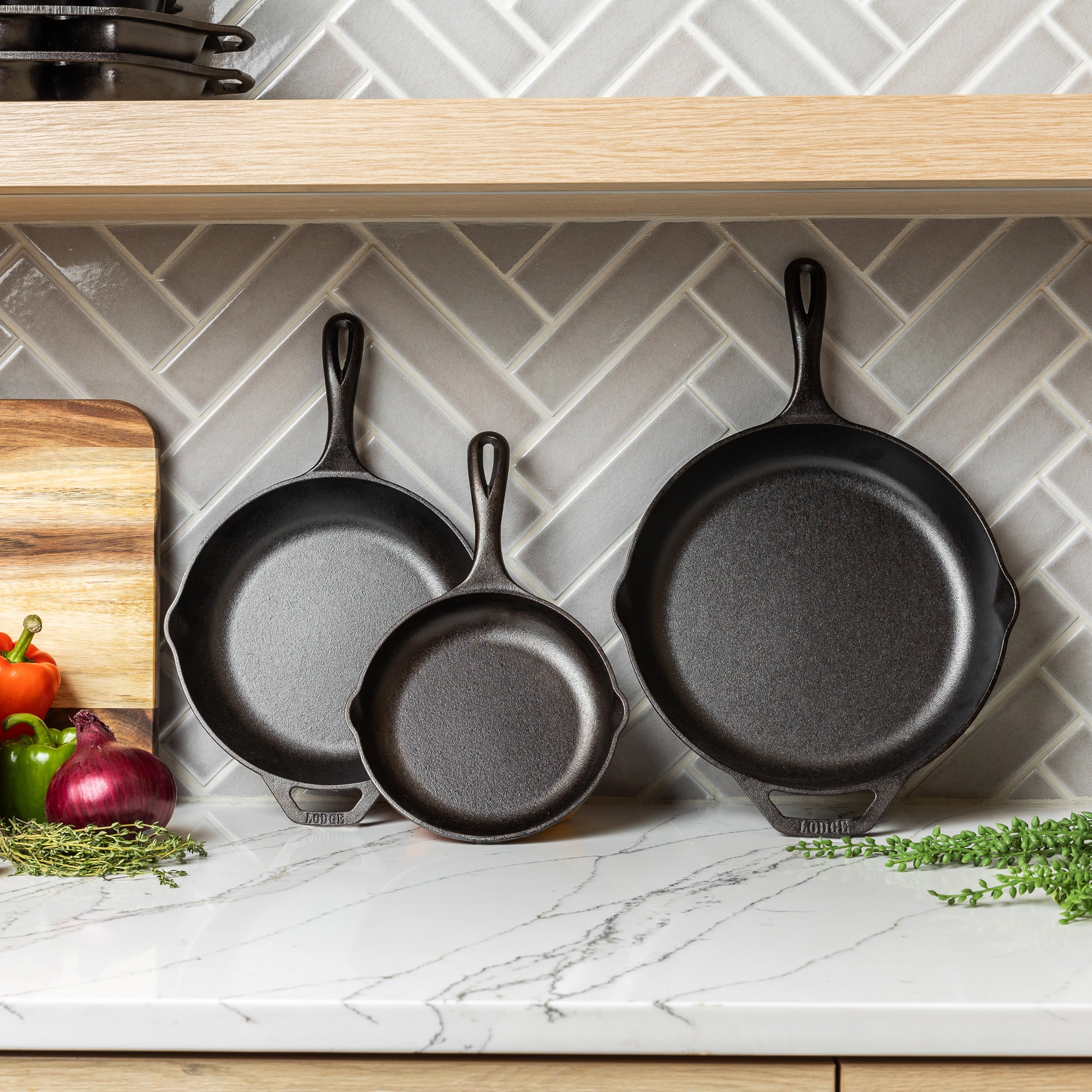 Lodge Chef Collection Skillet - Thumbnail 3
