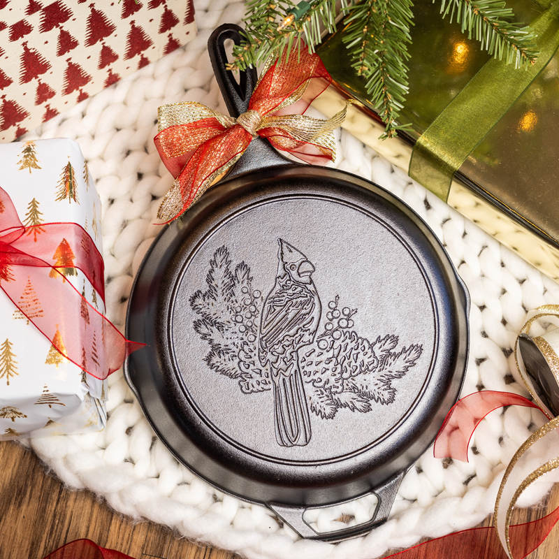 Lodge 10.25 Inch Seasoned Cast Iron Cardinal Skillet - Thumbnail 3