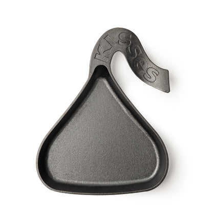 HERSHEY'S KISSES Seasoned Cast Iron Kiss Skillet