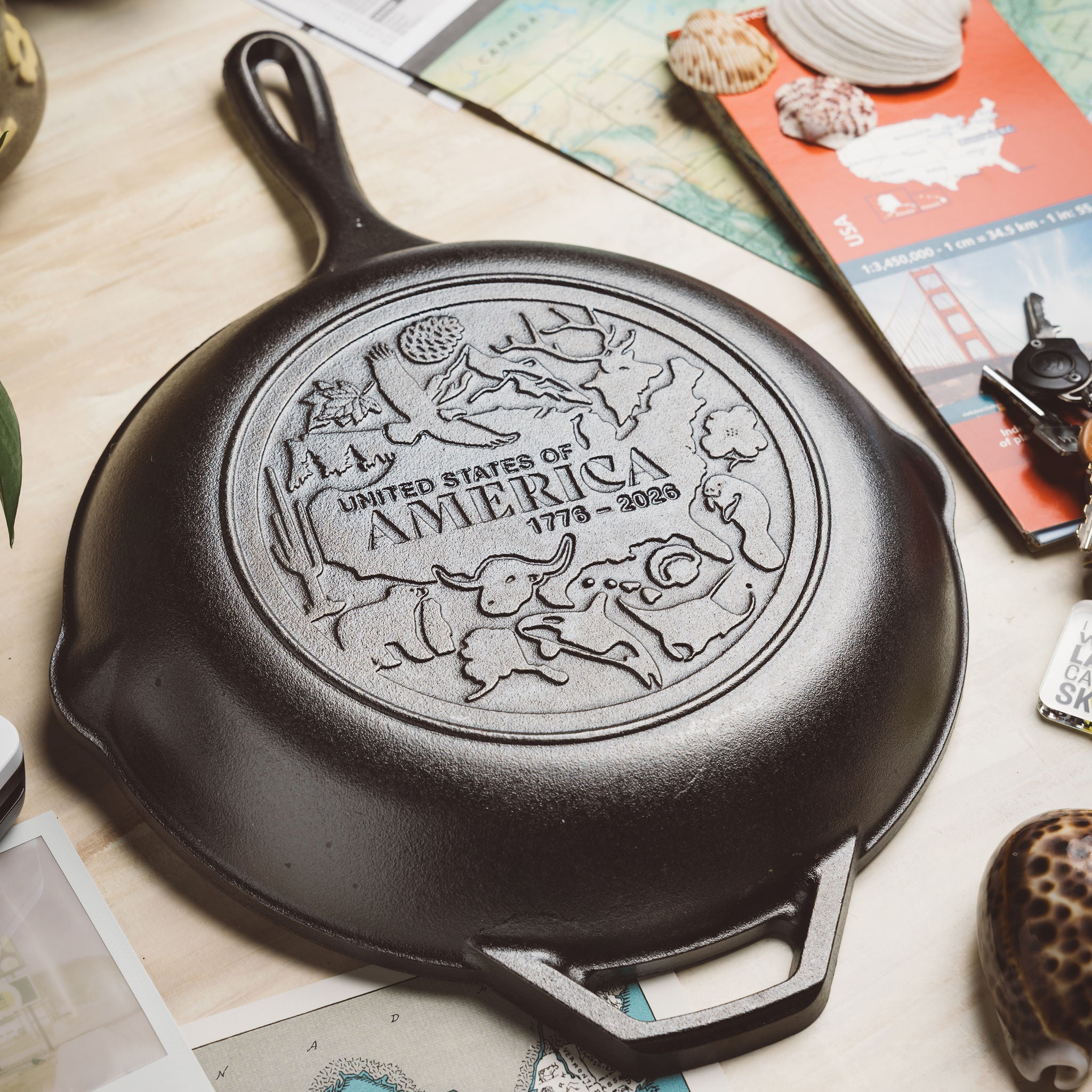 Lodge Cast Iron Chef Style Skillet - Thumbnail 5