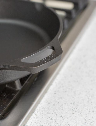 Two Handle Pan Cast Iron Dual Handle Pan | Shop Online | Lodge Cast Iron