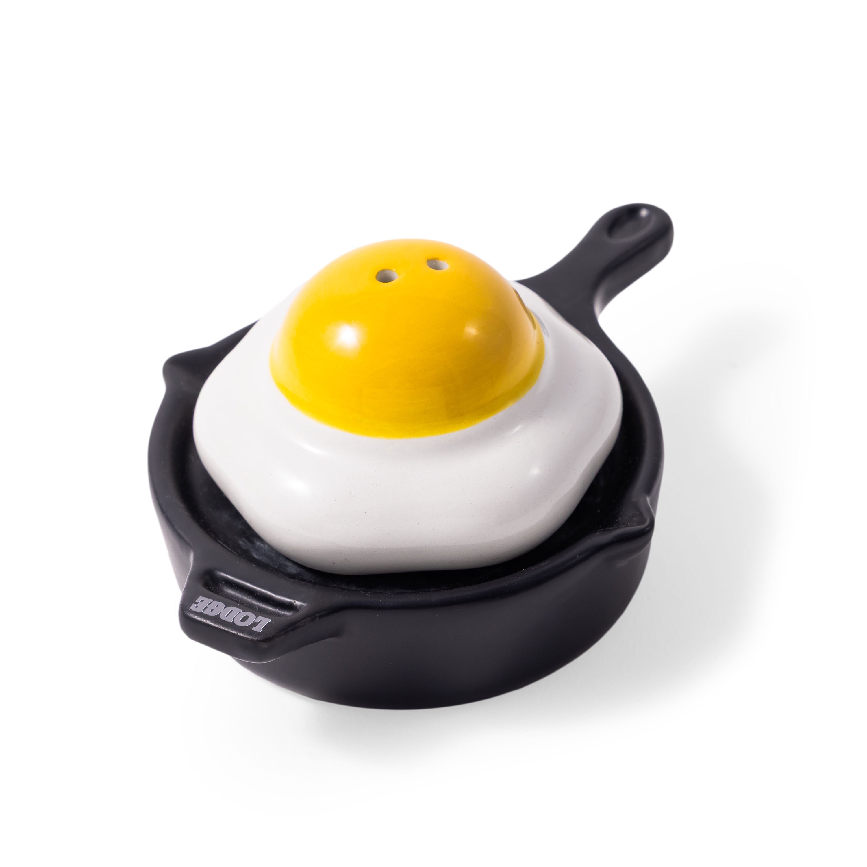Lodge Skillet and Egg Salt and Pepper Shaker