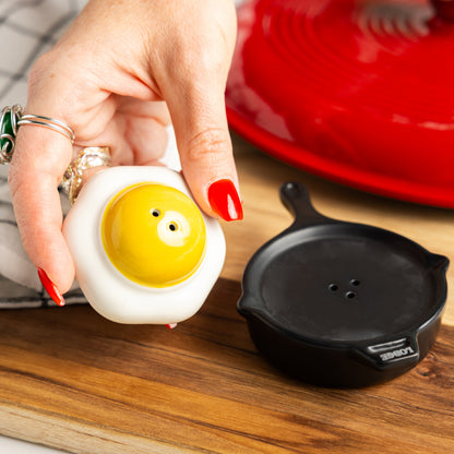 Lodge Skillet and Egg Salt and Pepper Shaker