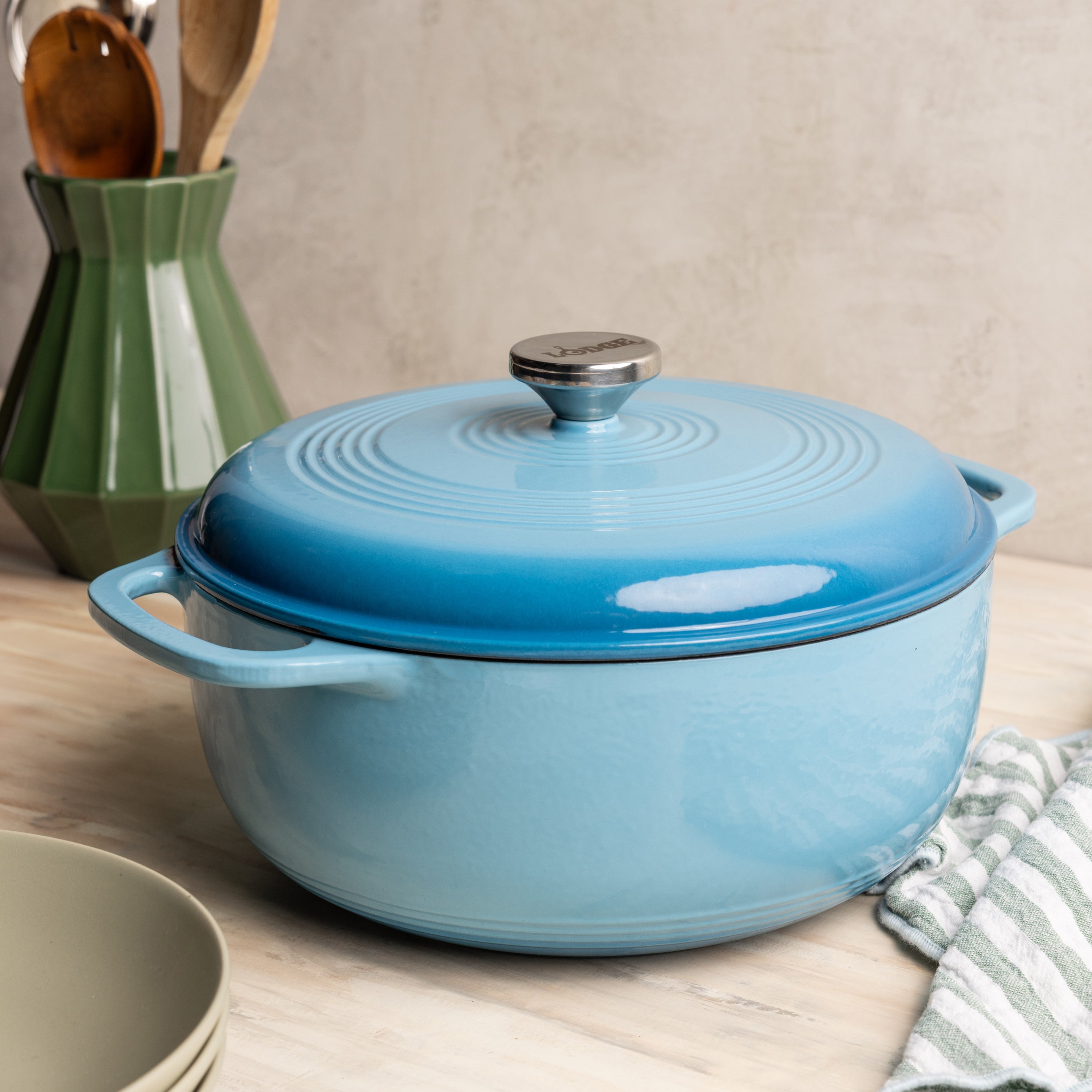 Essential Enamel Dutch Oven