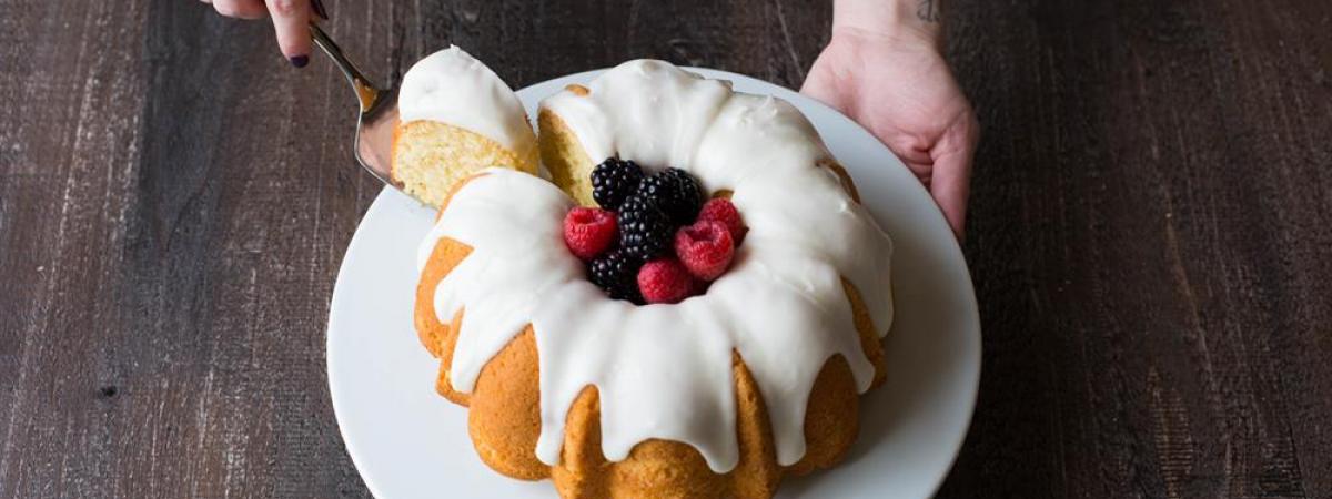 How to Use a Fluted Cake Pan, Baking Tips