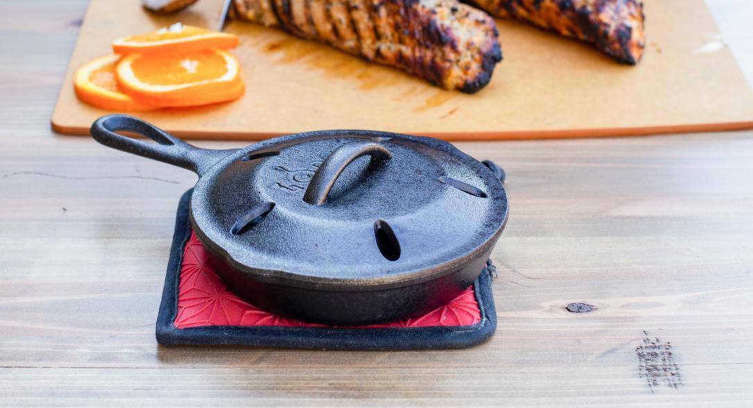 Step-by-step Guide to the Lodge Smoker Skillet